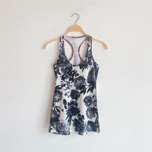 Lululemon Black and White Floral Racerback Long Tank Size 4